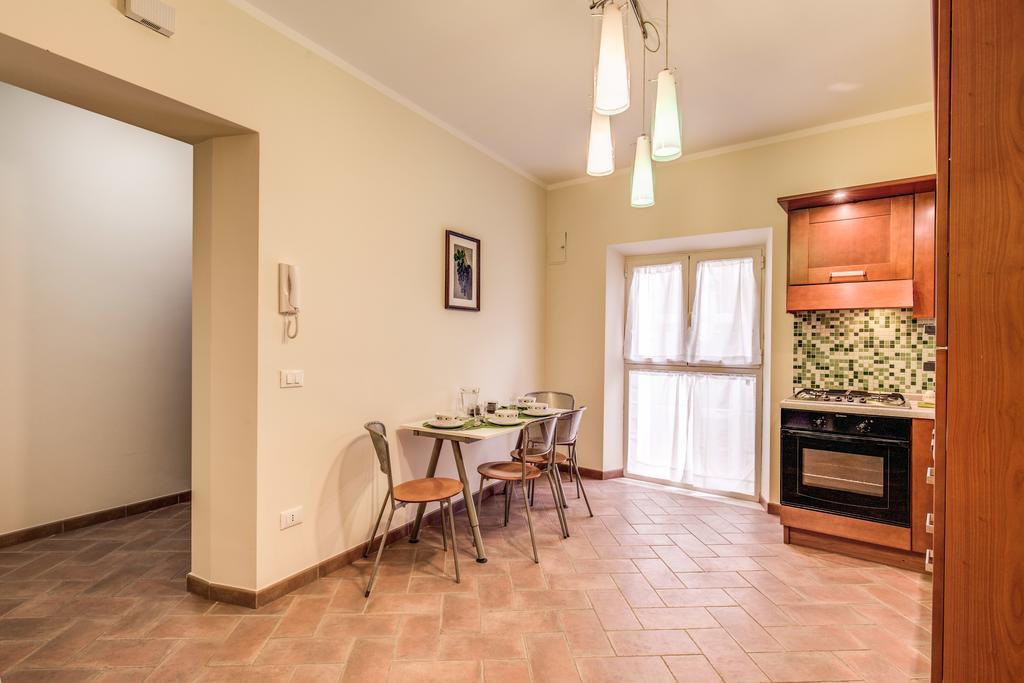 Appartamento Via Del Monte Della Farina Rom Exterior foto