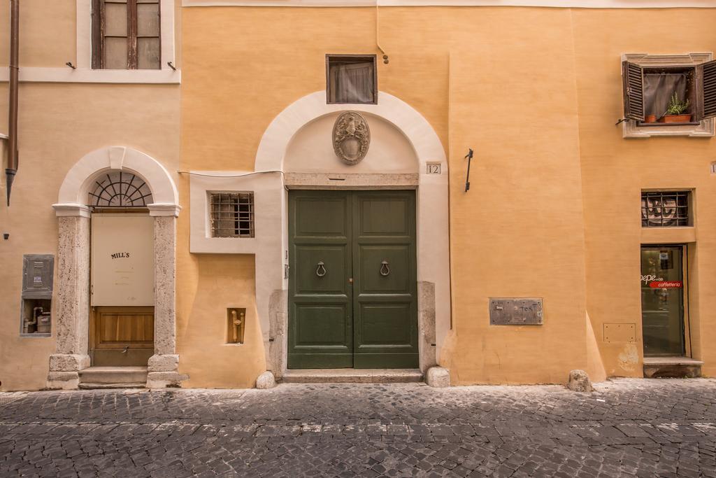 Appartamento Via Del Monte Della Farina Rom Exterior foto
