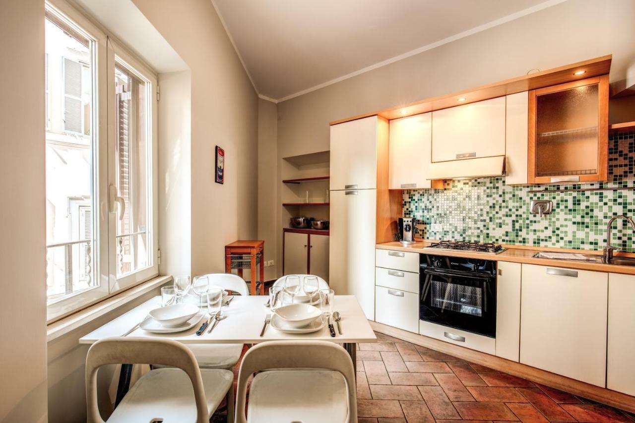 Appartamento Via Del Monte Della Farina Rom Exterior foto